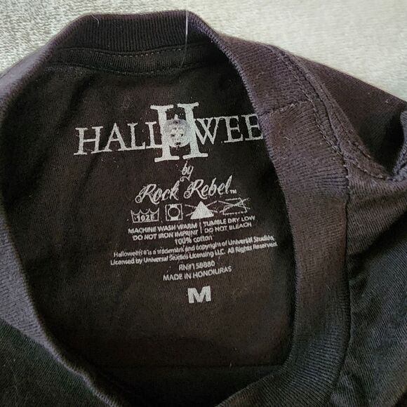 Hot Topic Rock Rebel NWT Halloween 2 Michael Myers Black Tshirt Size Medium - Picture 5 of 7